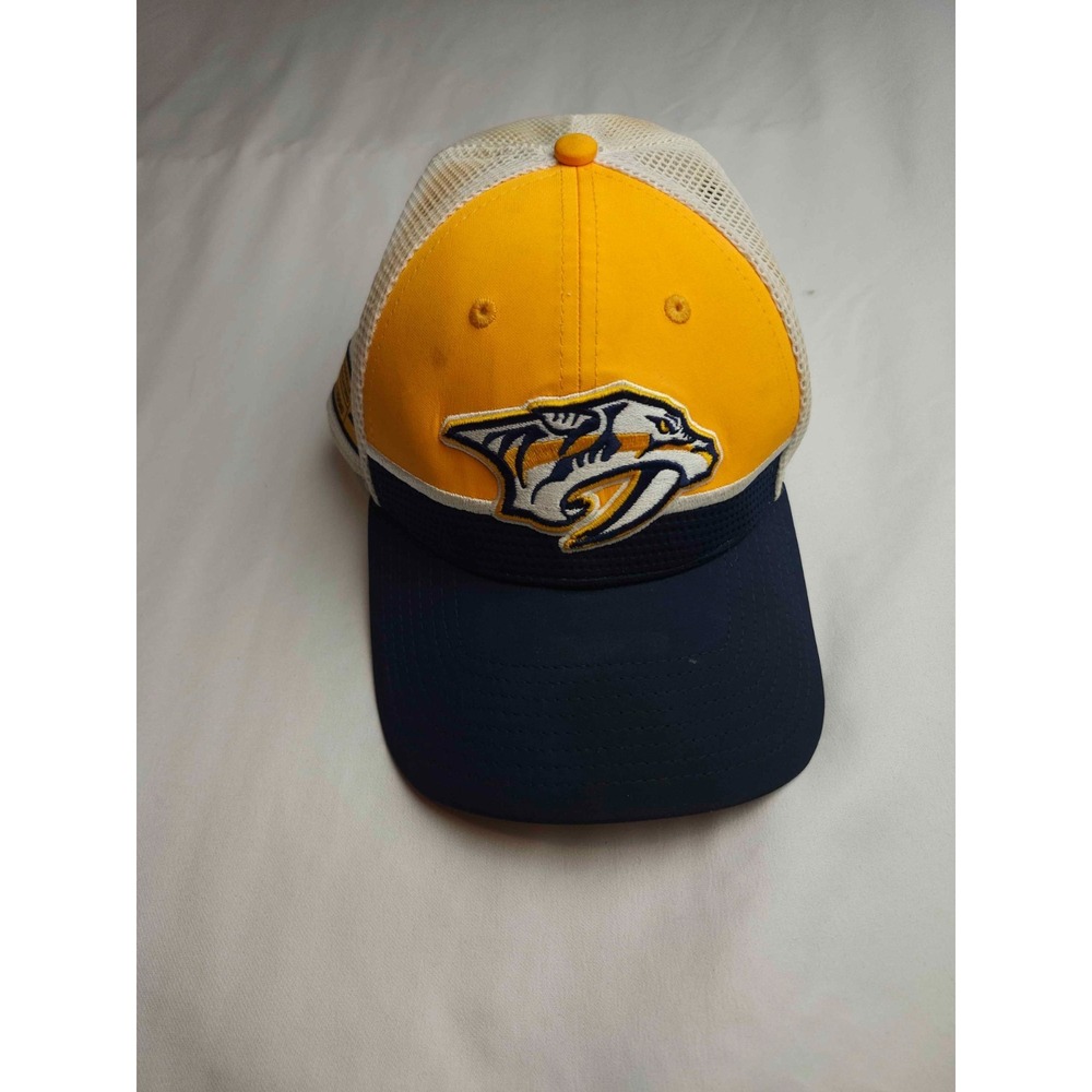 Fanatics Nashville Predators Trucker Hat Mens One Size Gold Navy Mesh Snapback
